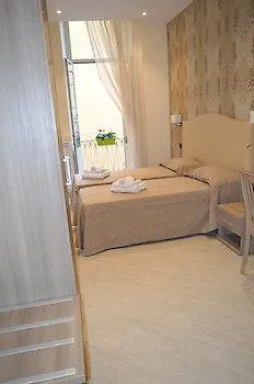 فندق مبيت وإفطار Colosseo 28 روما