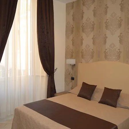 فندق مبيت وإفطار Colosseo 28