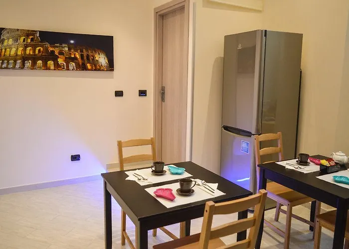 Colosseo 28 ローマ